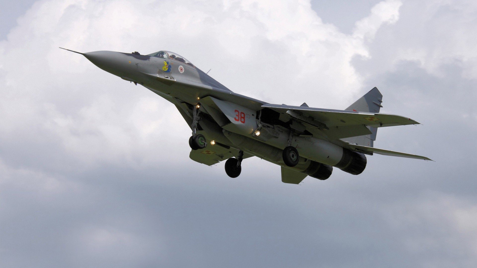 爱游戏 电竞-维拉中场推进快速拉开空间制造机会，维拉villa