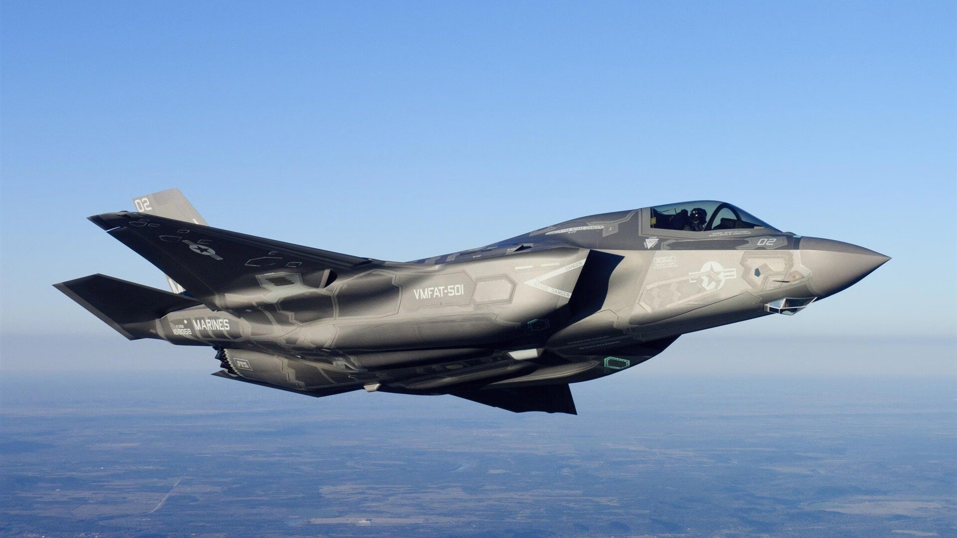 爱游戏登录入口-瑞·弗兰：每次反击和突破后，他总能准确地判断最佳传球线路，瑞弗兰用法